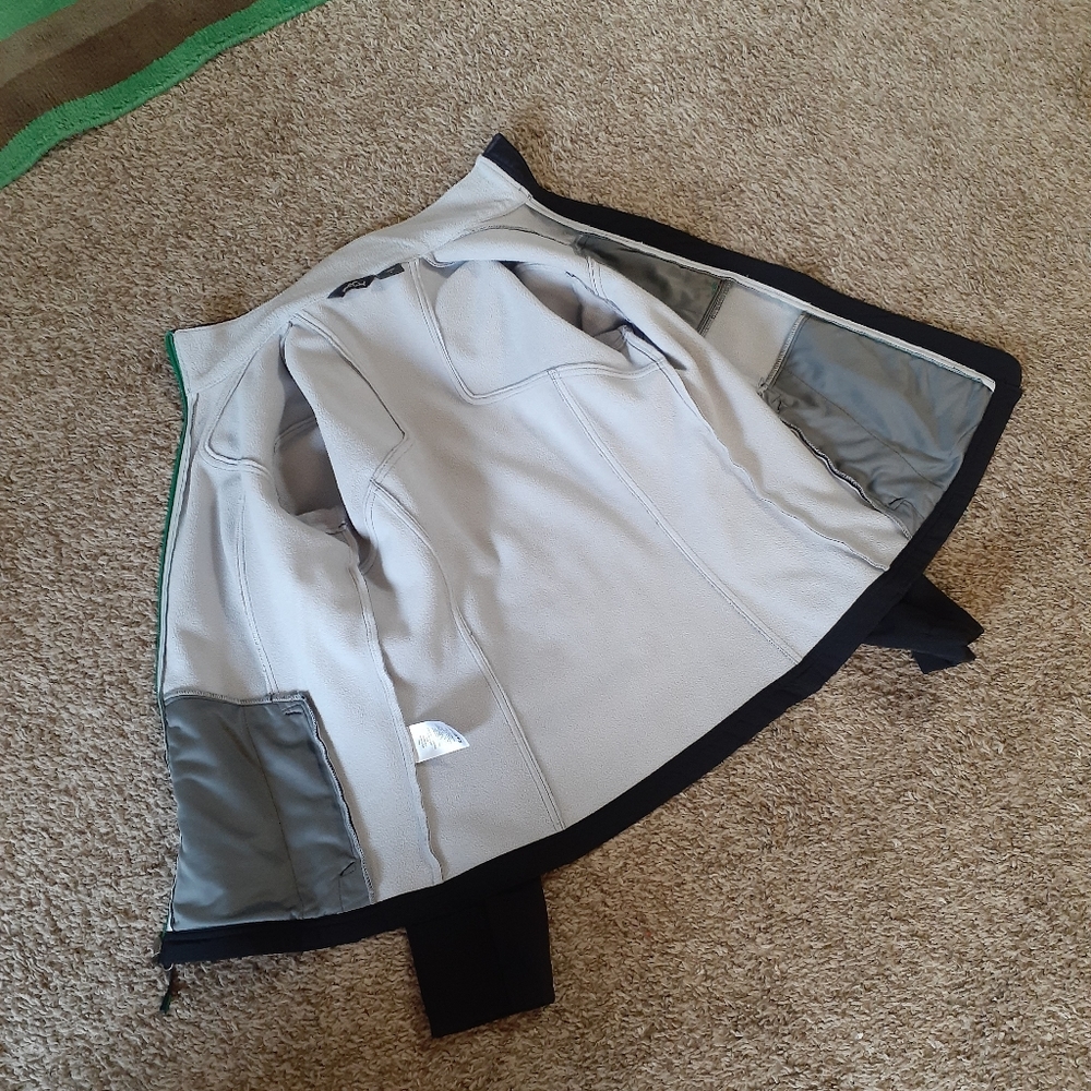 Eddie Bauer Softshell Jacket - image 6